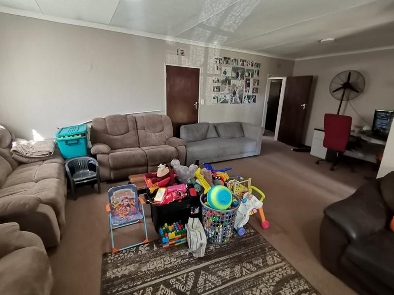 3 Bedroom Property for Sale in Vaalpark Free State